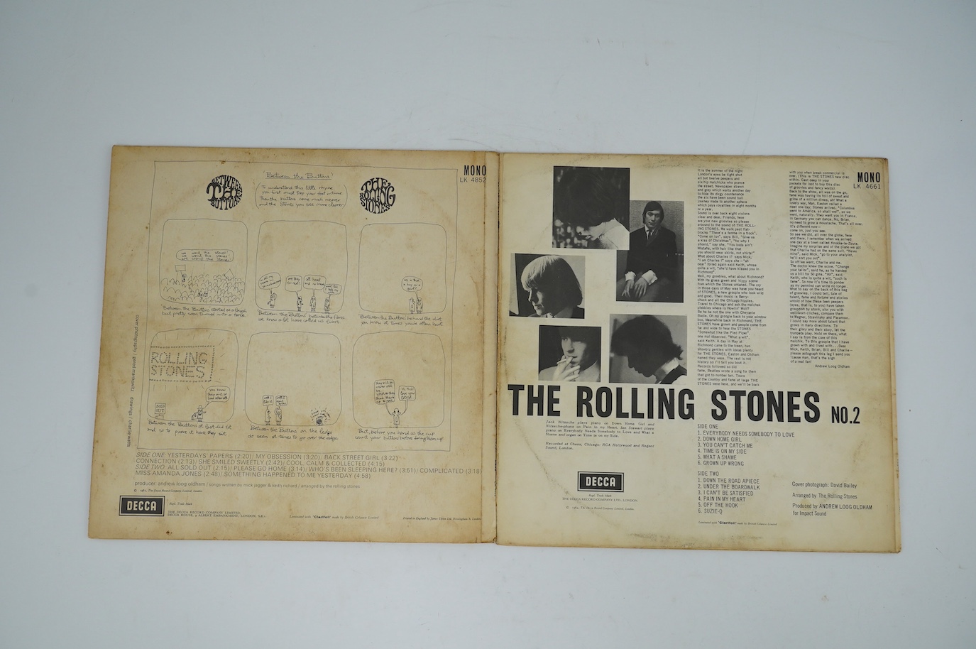 Two The Rolling Stones albums; No.2, mono on Decca LK4661, XARL-6619-1A and Between the Buttons mono on Decca LK4852, XARL-7644-4A. Condition - poor to fair, some surface scratches etc. to vinyl and wear to sleeve